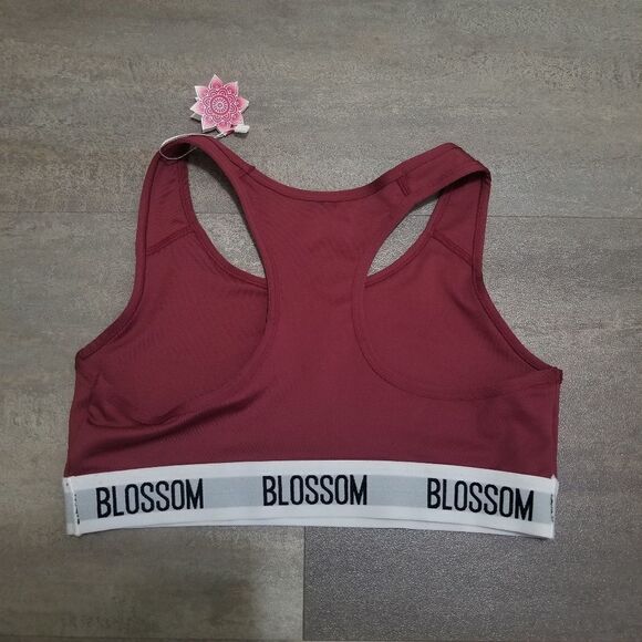 NWT Blossom Sports Bra Size Medium - Picture 2 of 2